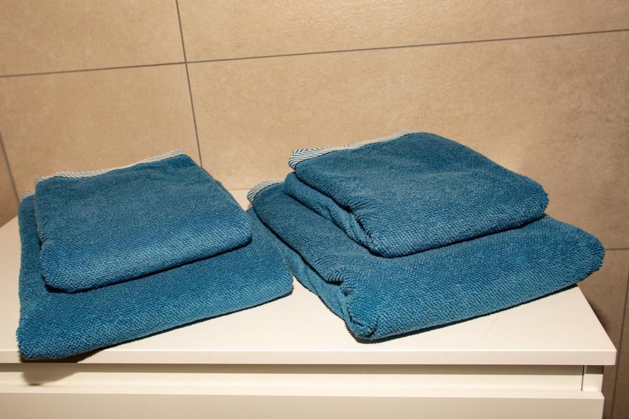 B&B Hotel In Ferme De Leuze Nabij Durbuy, Eigen Laadpalen Somme-Leuze ภายนอก รูปภาพ